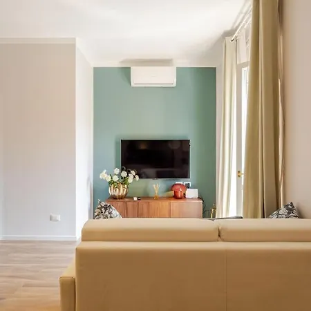 Stazione-metro Luxury Apartman