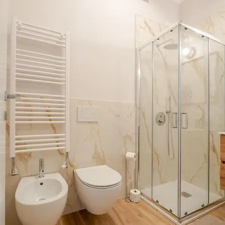 Apartman Stazione-metro Luxury *